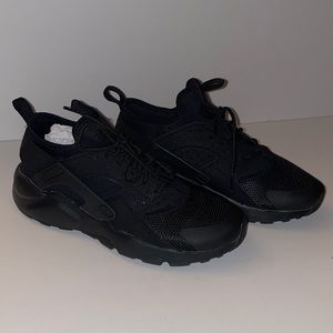 Nike air huarache run ultra GS 6Y